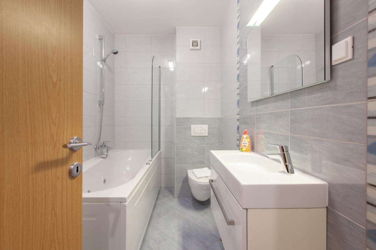 Apartment City Strand Makarska Exterior foto